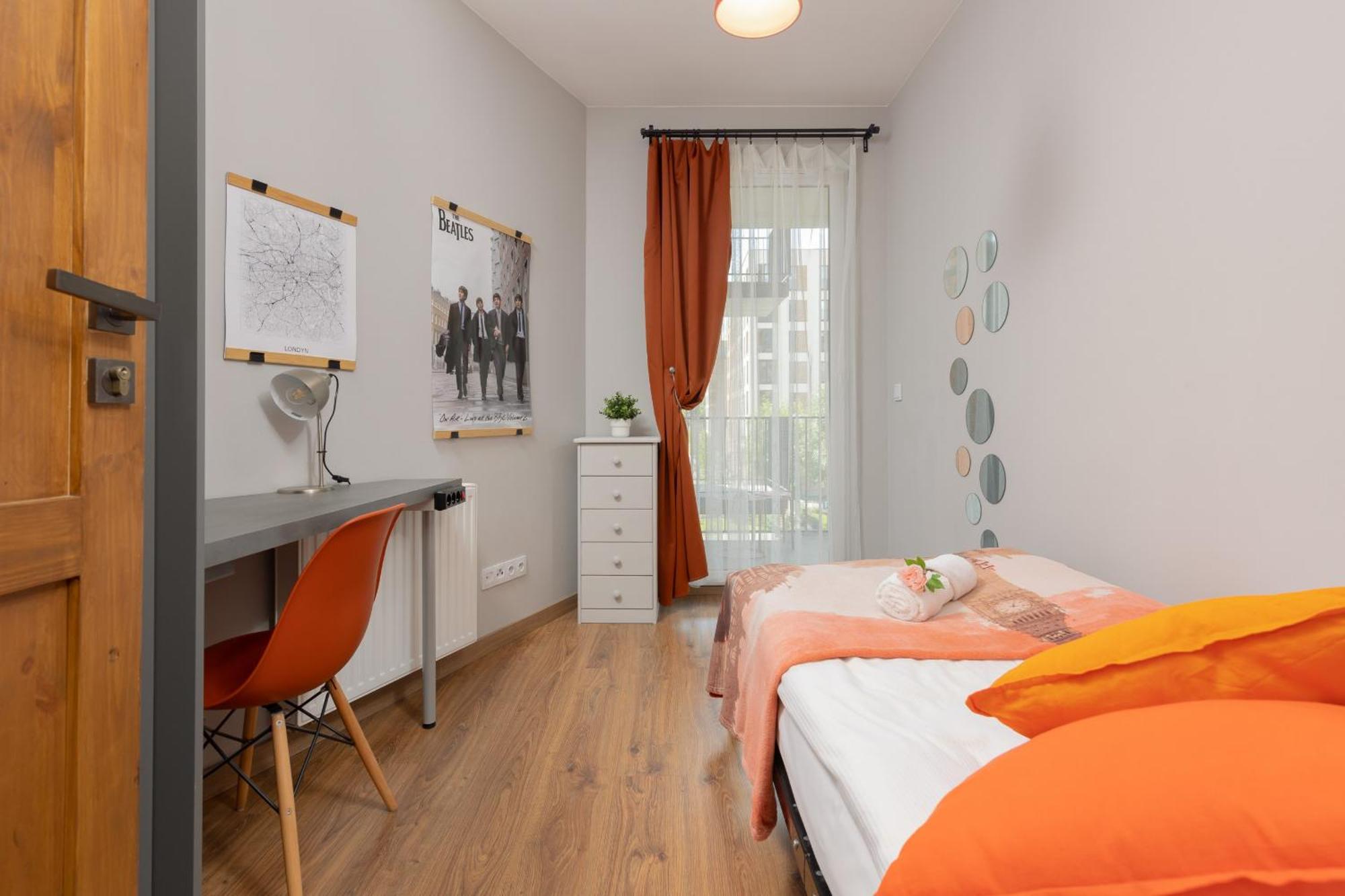 Cozy Three-Bedroom Family Apartment In Warsaw By Noclegi Renters ภายนอก รูปภาพ